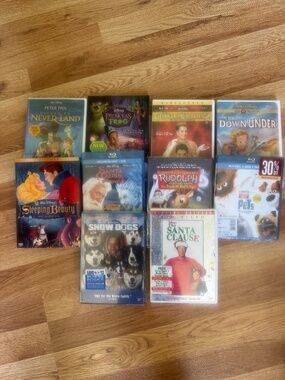 LOT OF 10 DISNEY DVDS = NEW